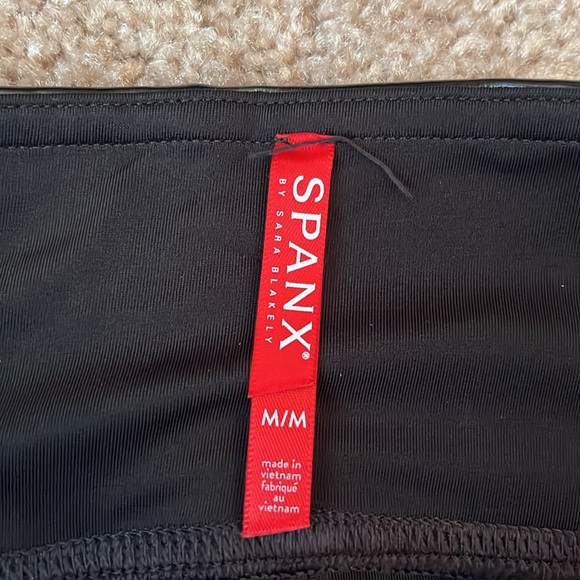 Spanx Patent Faux Leather Leggings - Picture 5 of 8